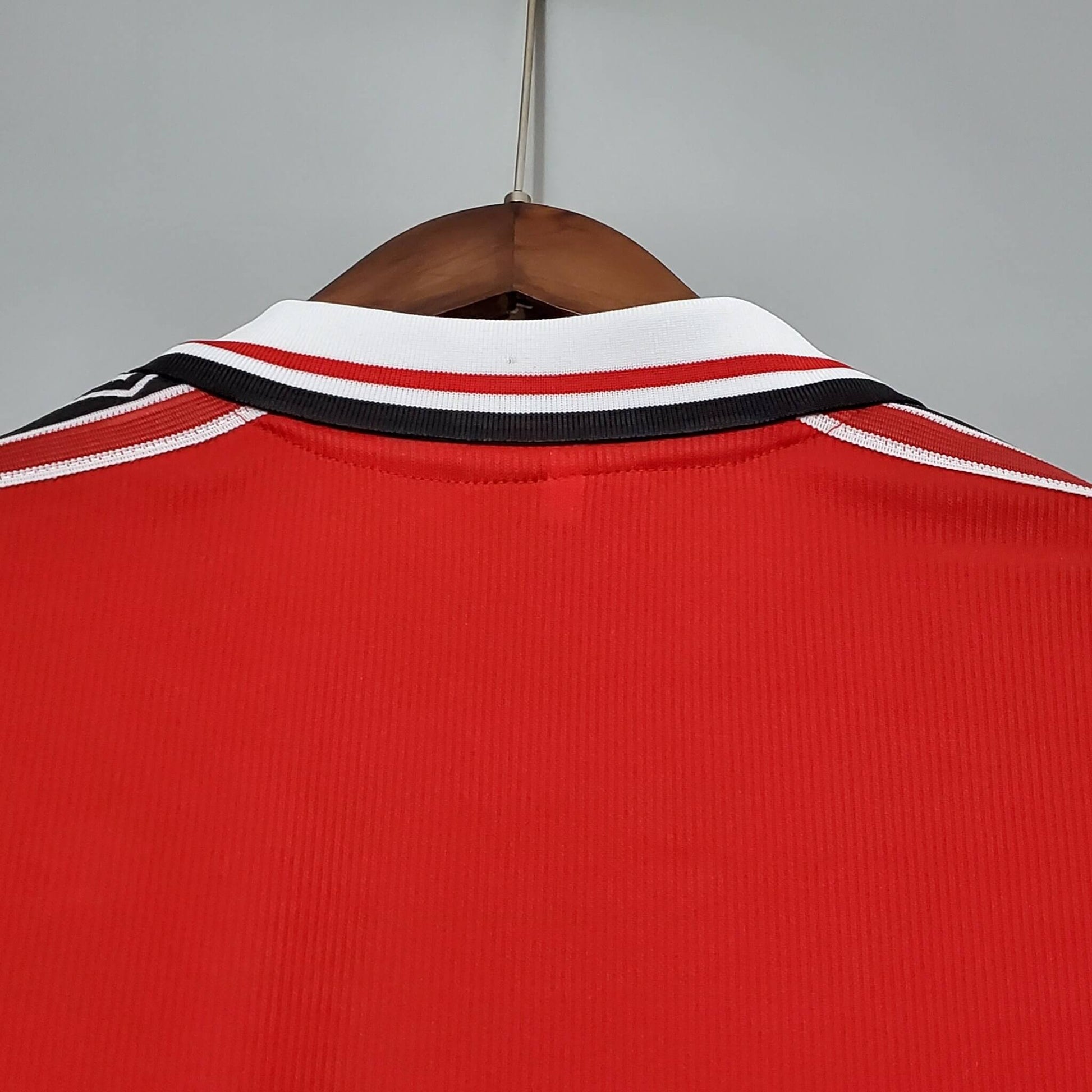 Manchester United 1998/2000 Home Kit – Long Sleeve