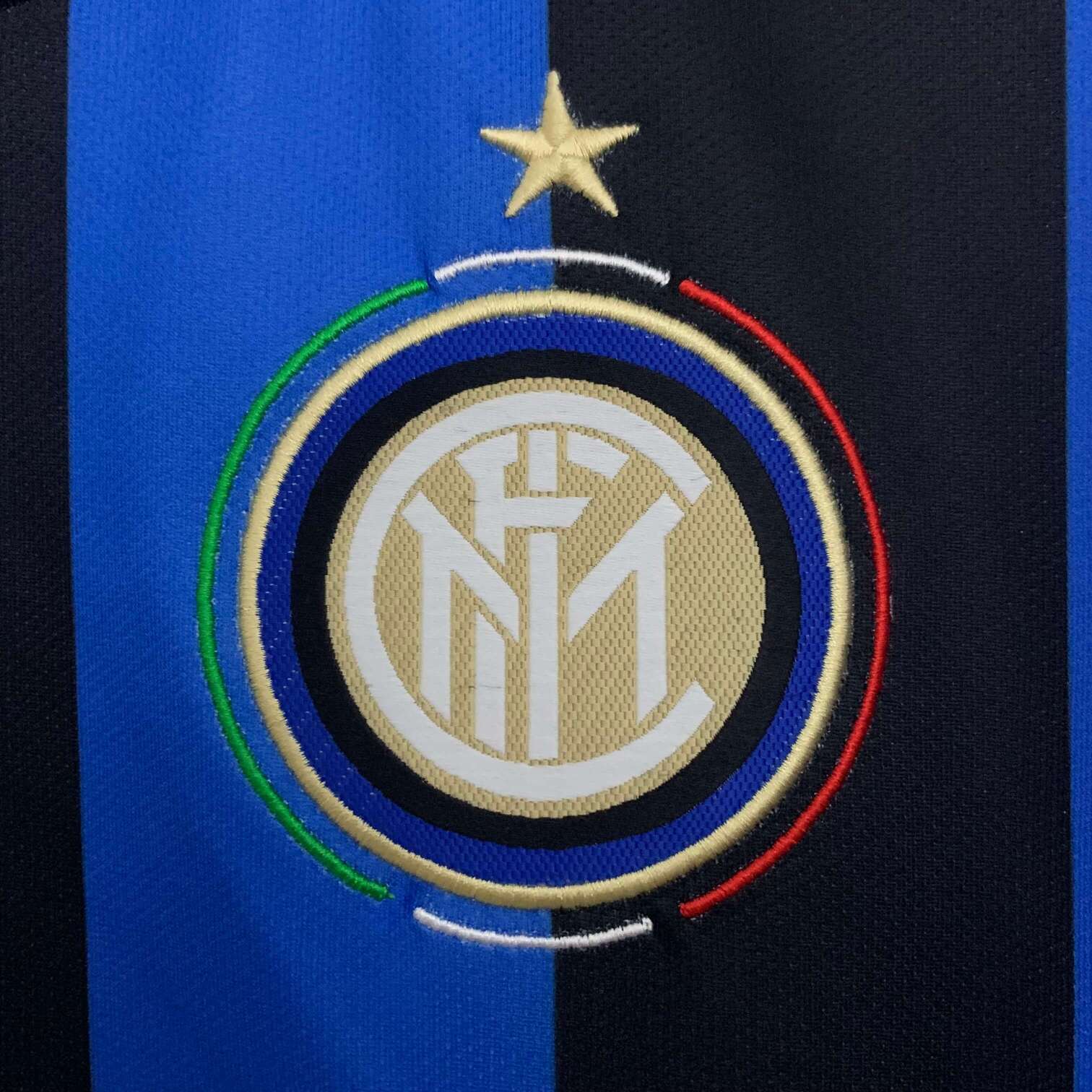 Inter Milan 2009/2010 Home Kit (UCL Final) – Long Sleeves