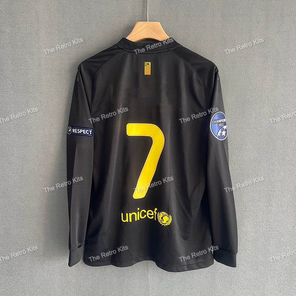 FC Barcelona 2011/2012 Away Kit – Long Sleeves