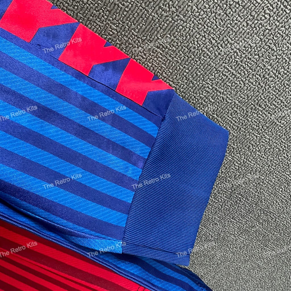 FC Barcelona 1991/1992 Home Kit – Long Sleeves
