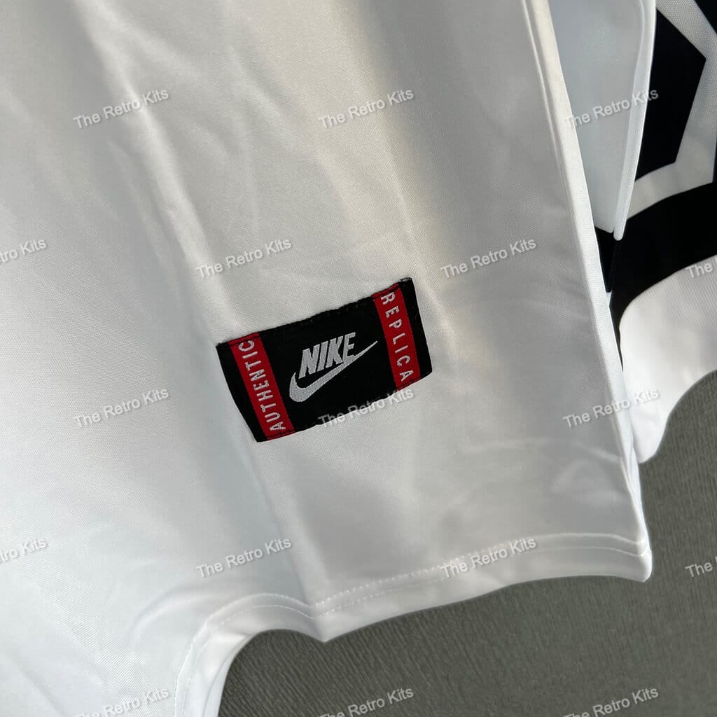 Colo Colo 1995 Home Kit – Long Sleeve