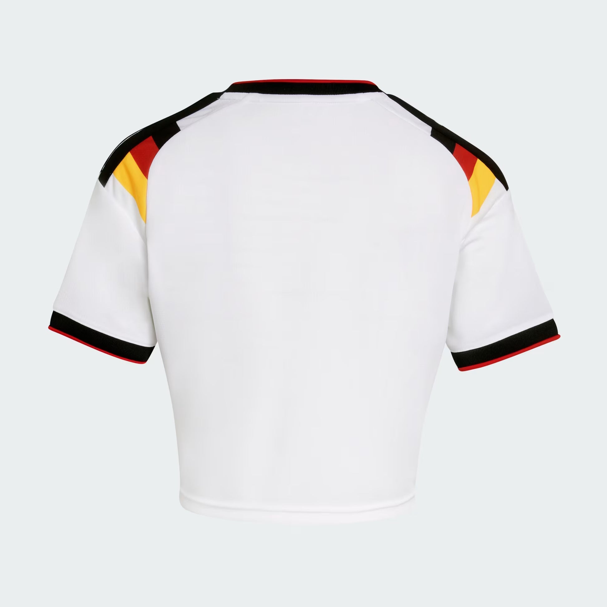 Germany Crop Sleeved