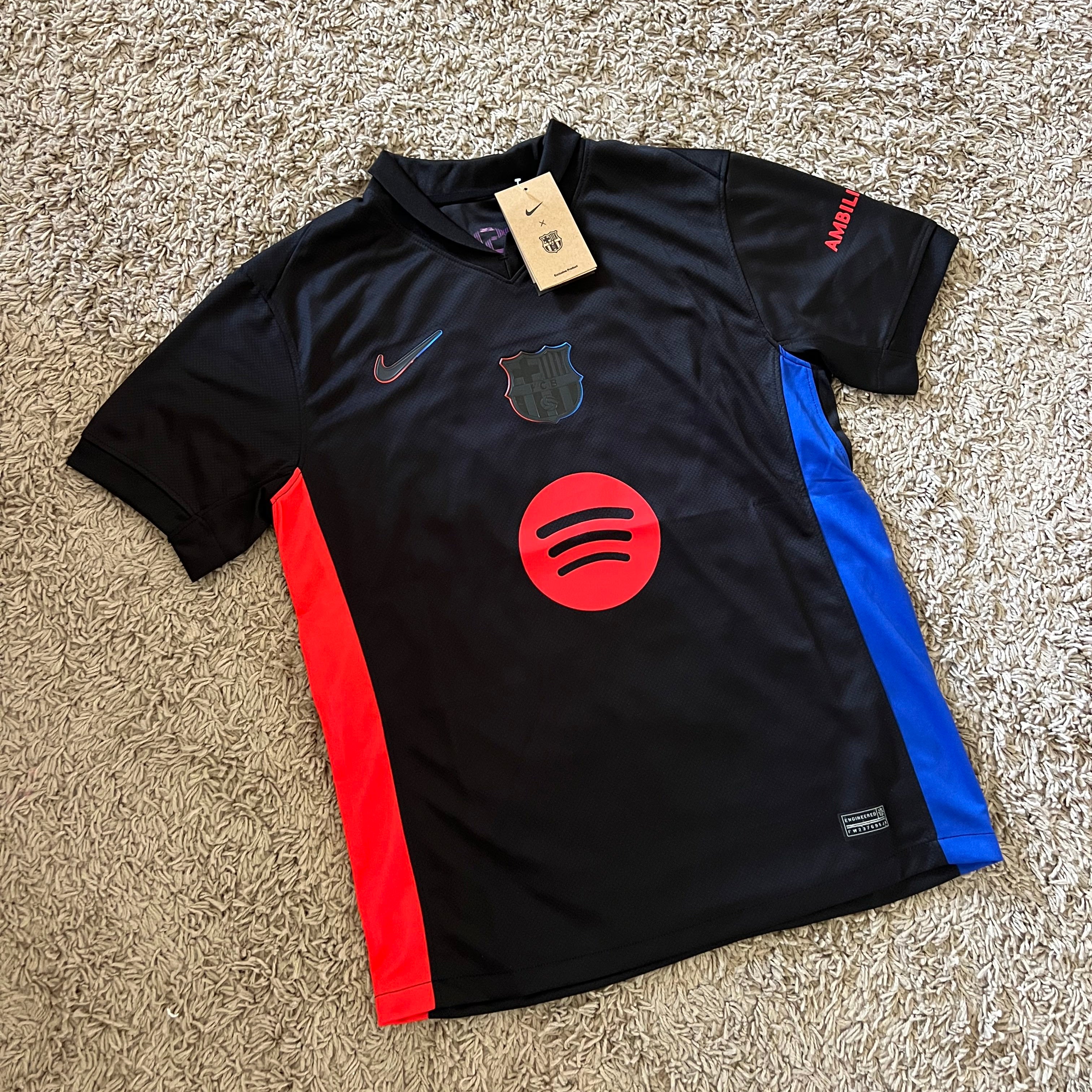 Barcelona 24/25 (Away)