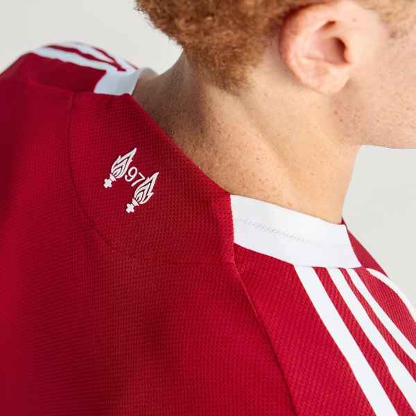 Liverpool FC 25/26 Long Sleeve