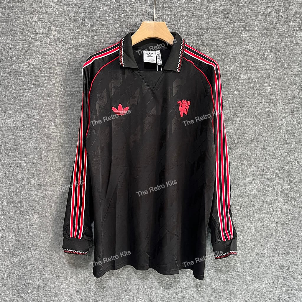 Manchester United RetroStyle Kit Long Sleeves – Player Version