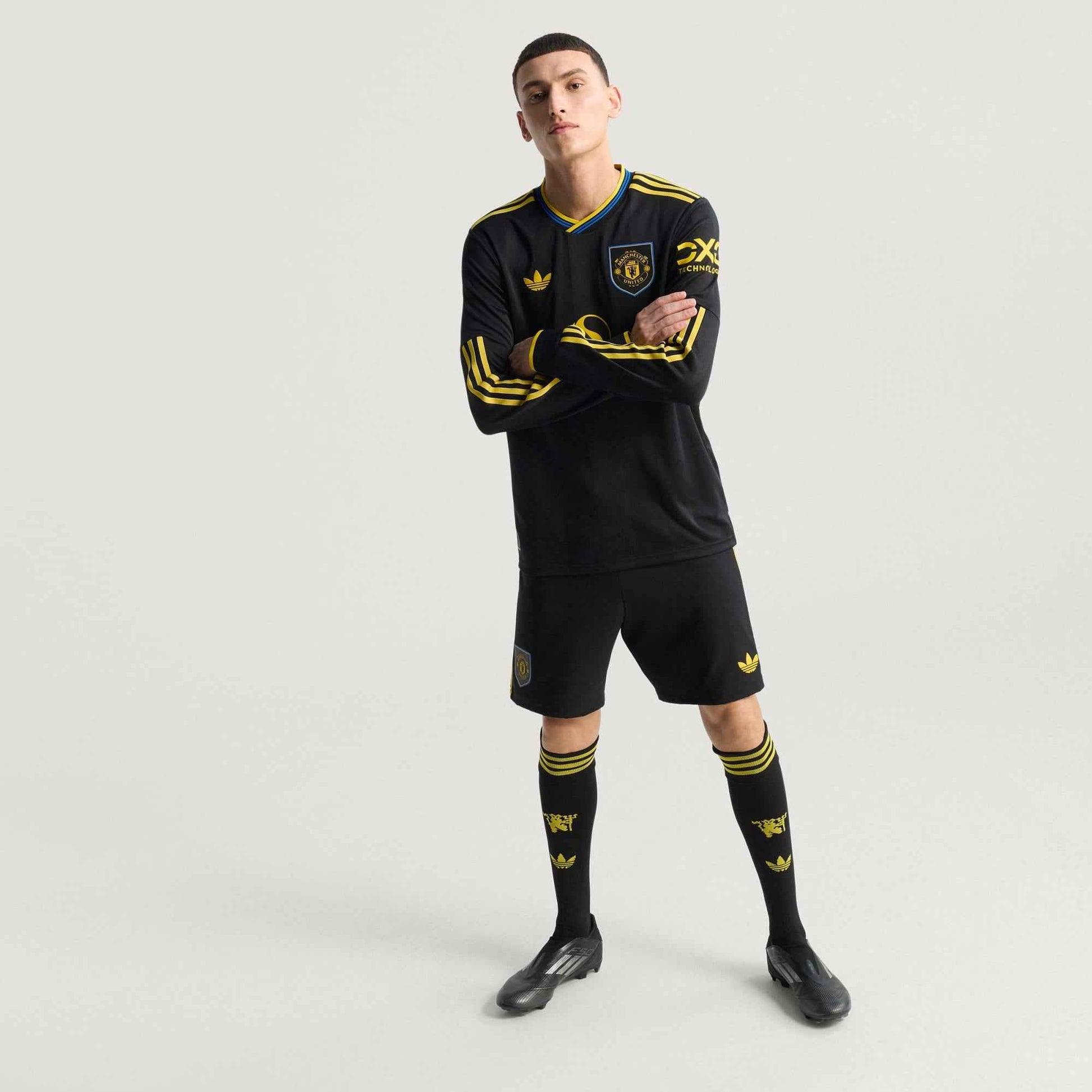 Manchester United 25/26 Long Sleeve Third