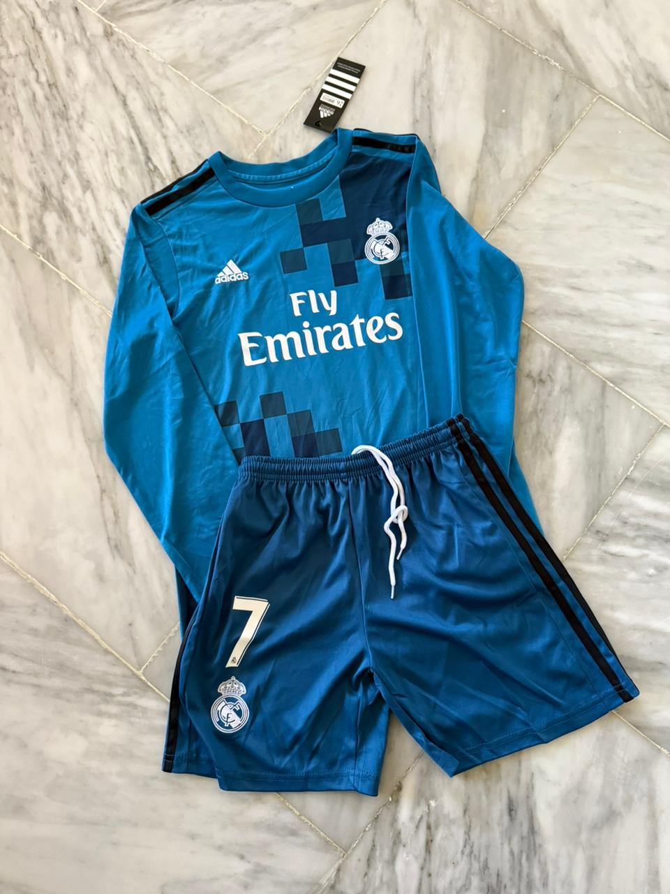 STOCK: REAL MADRID 2017 LONG SLEEVES KIDS SIZE (26-RONALDO)
