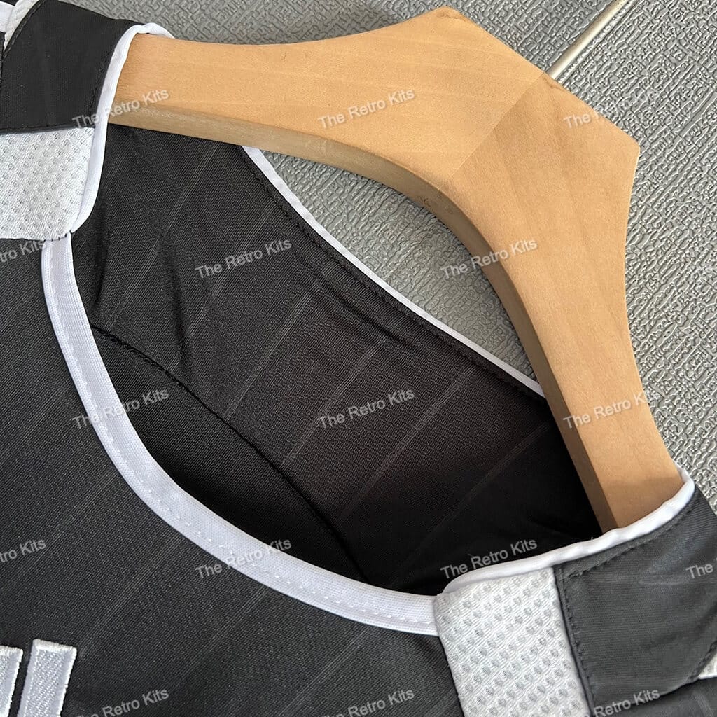Real Madrid 2006/2007 Away Kit – Long Sleeve