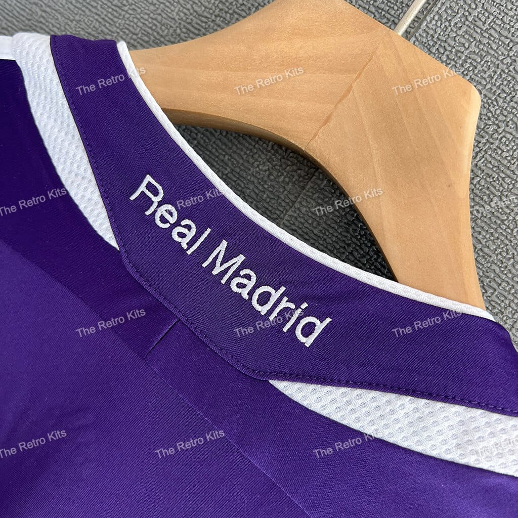 Real Madrid 2006/2007 Third kit – long sleeves
