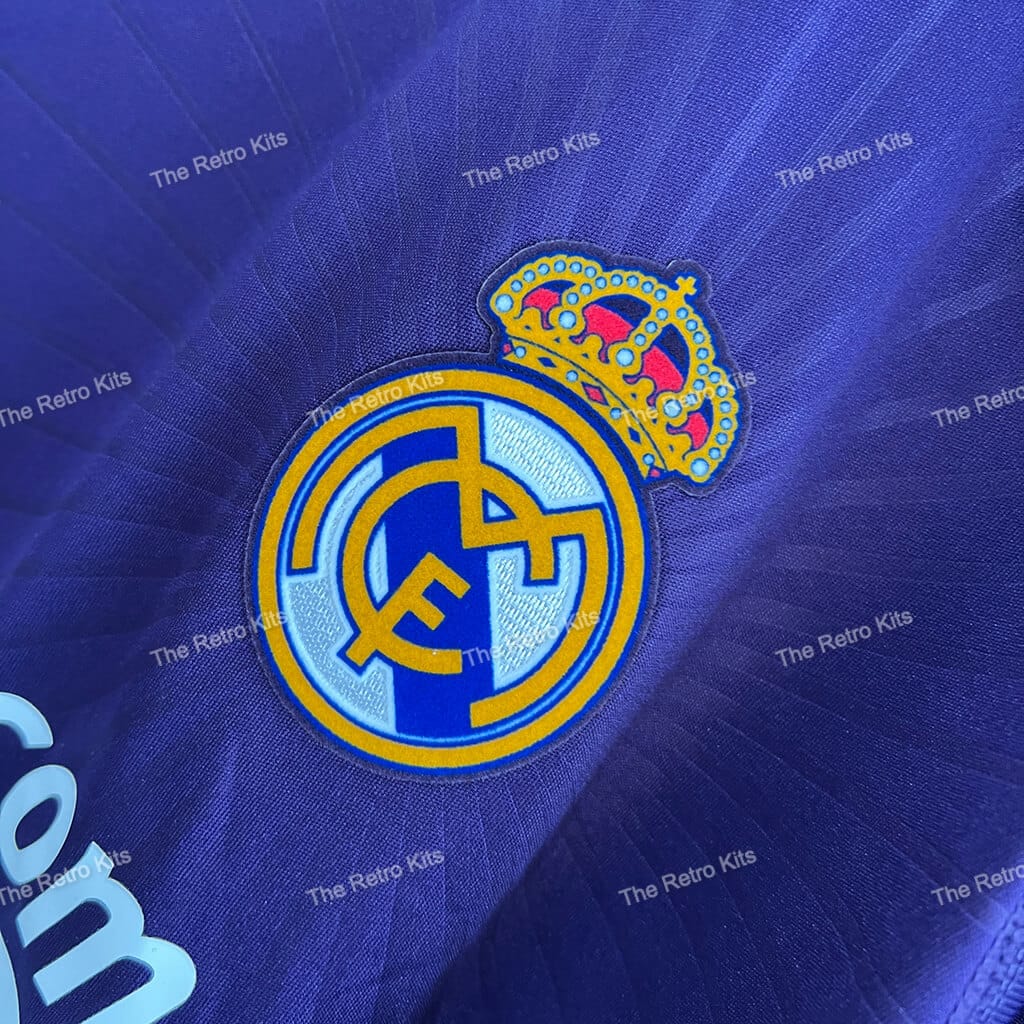 Real Madrid 2010/2011 Third kit – Player version