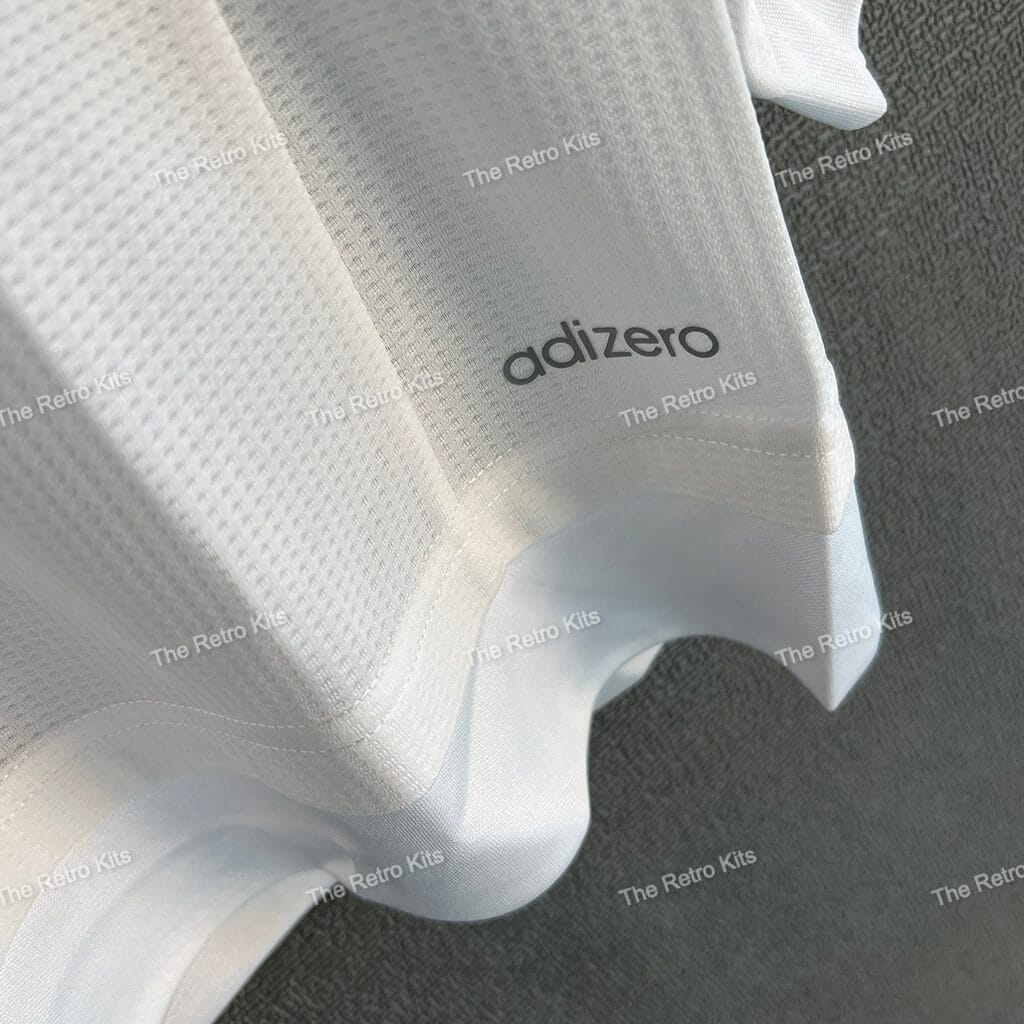 Real Madrid 2015/2016 Home kit Long Sleeve – Player version