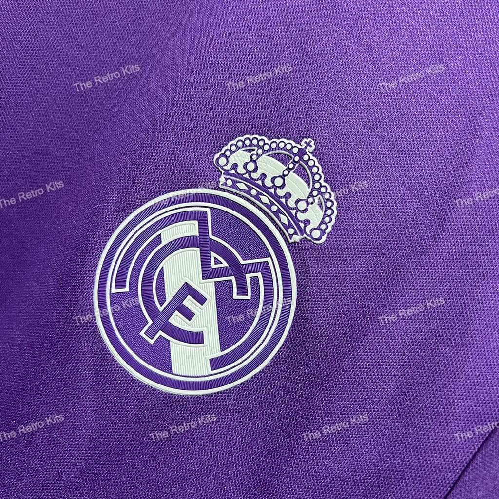 Real Madrid 2016/2017 Away kit Long Sleeve – Player version