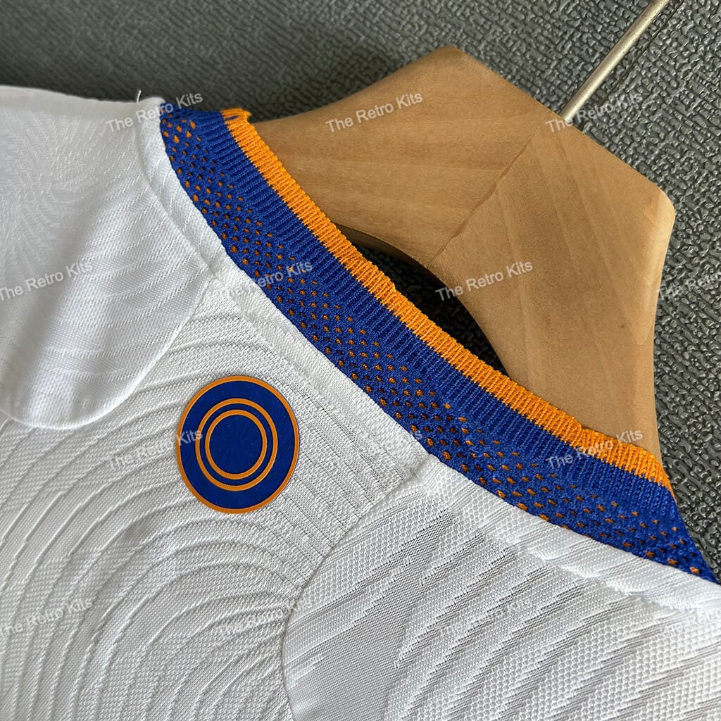 Real Madrid 2021/2022 Home kit Long Sleeve – Player version