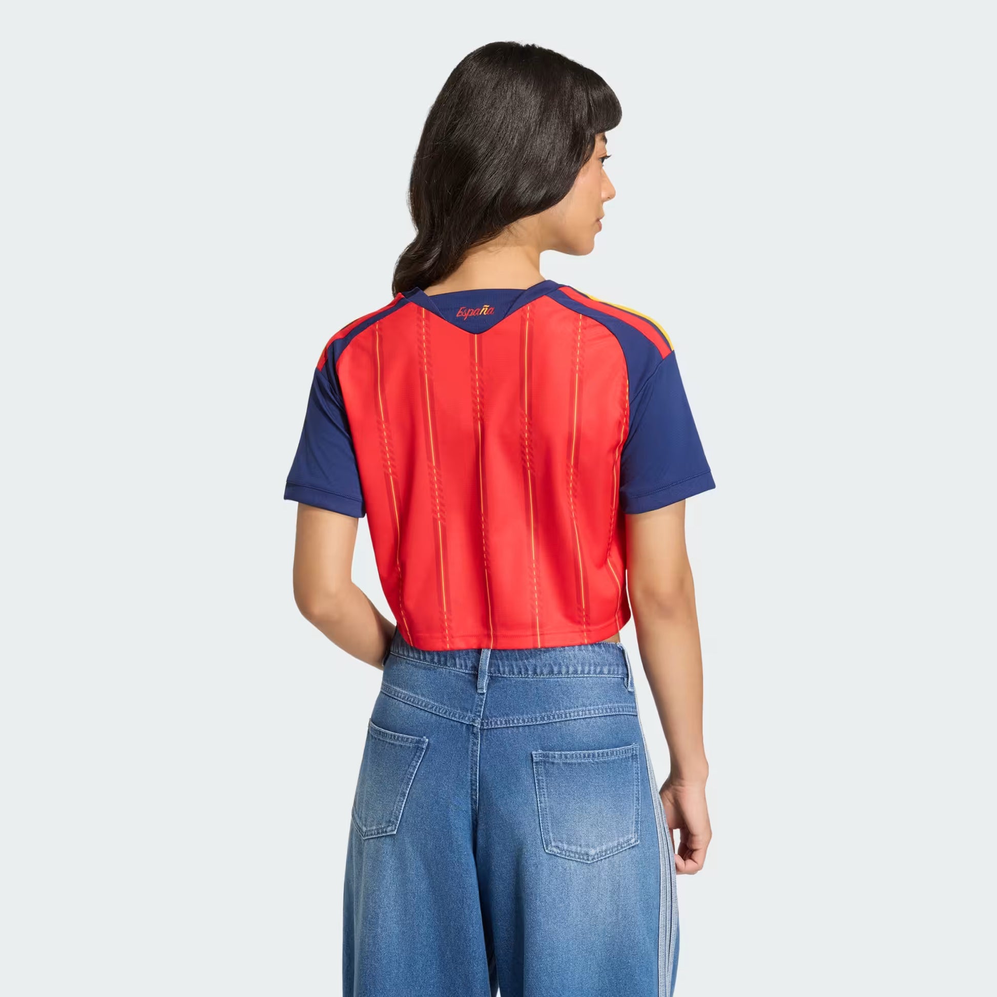Spain Crop Sleeved