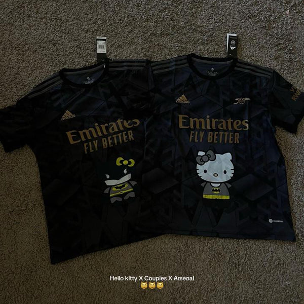 STOCK: ARSENAL X HELLO KITTY BAMAN MATCHING BUNDLE (MEDIUMS)