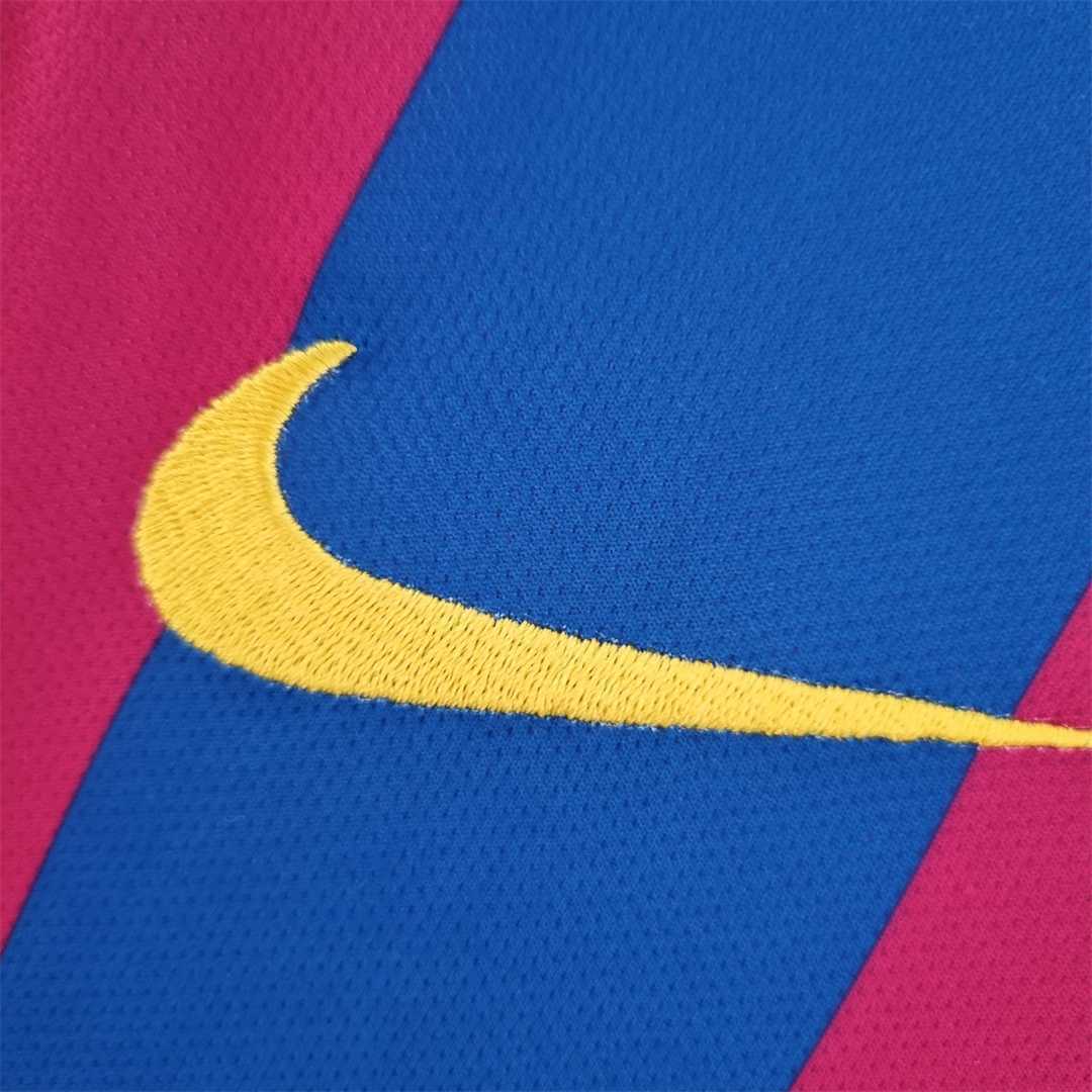 FC Barcelona 2005/2006 Home Kit – Long Sleeves
