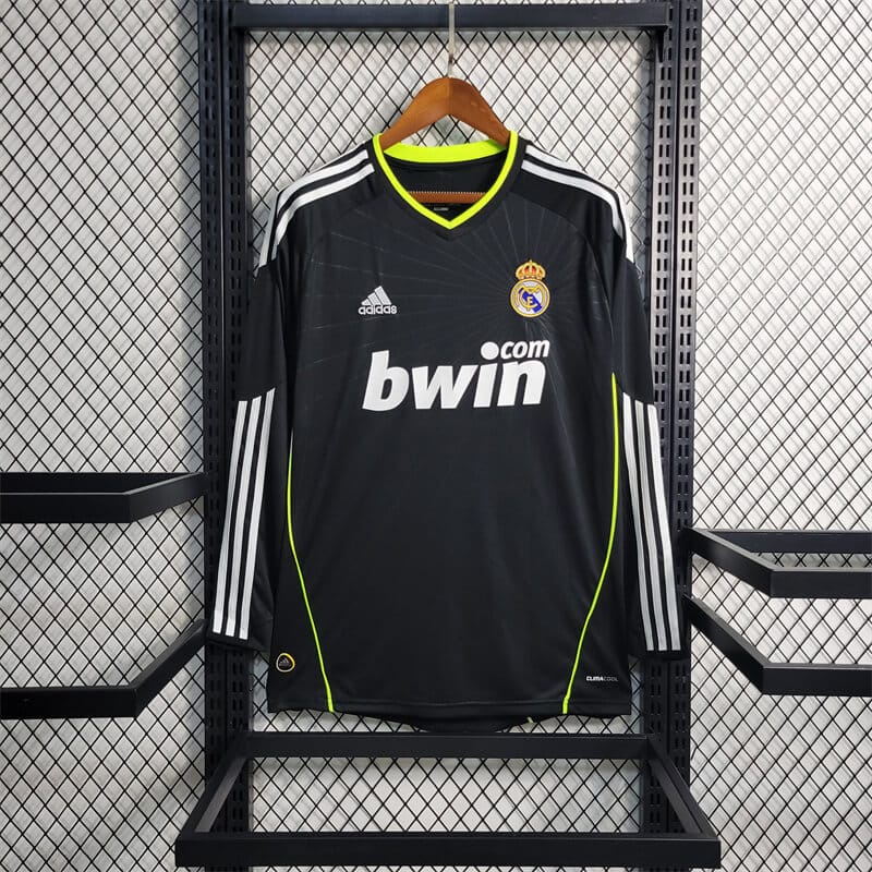 Real Madrid 2010/2011 Away kit – Long Sleeve