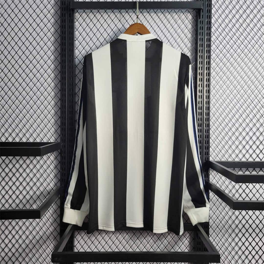 Newcastle United 1995/1997 Home Kit – Long sleeve