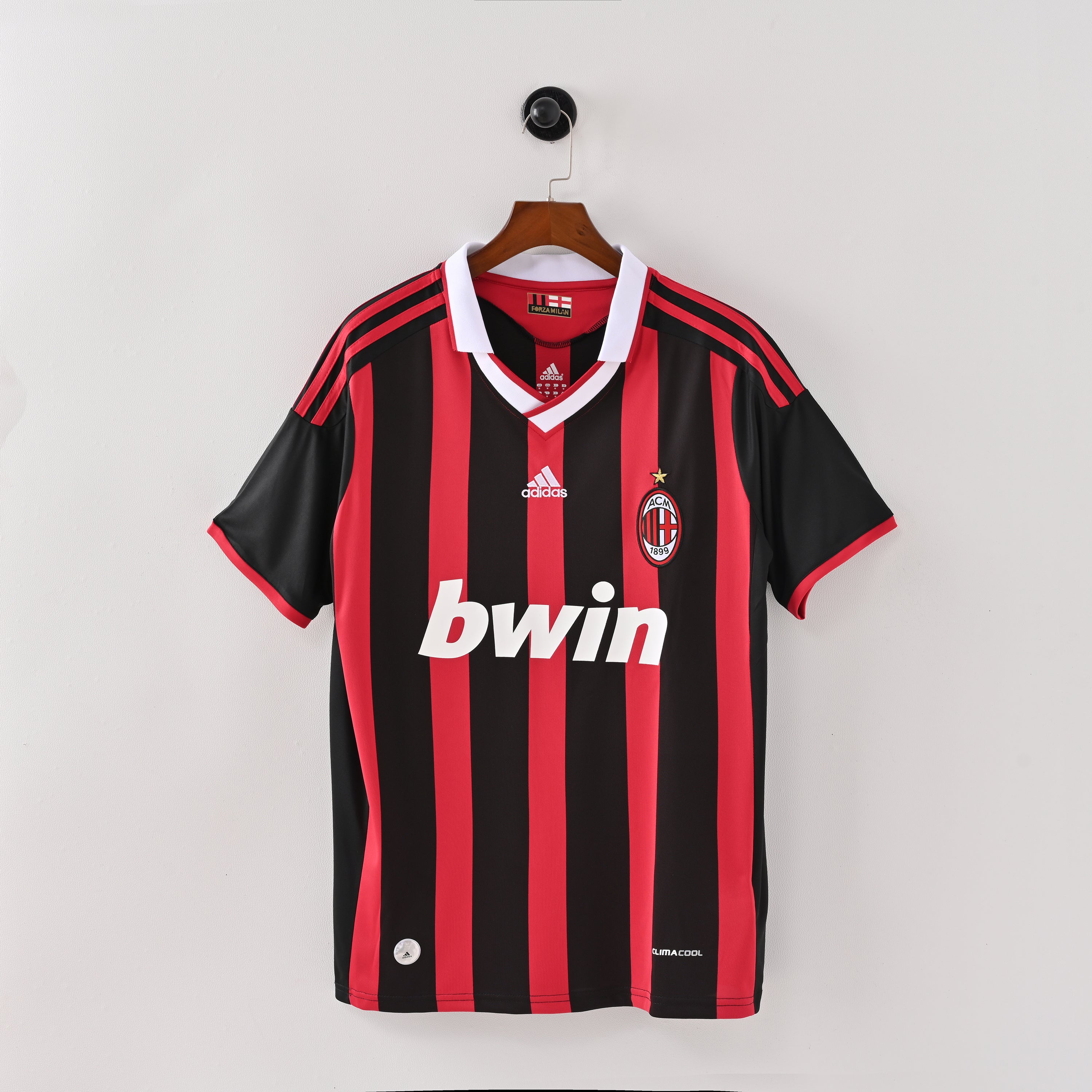 Milan 09/10