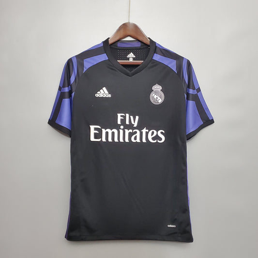 Real Madrid 16/16(Third)