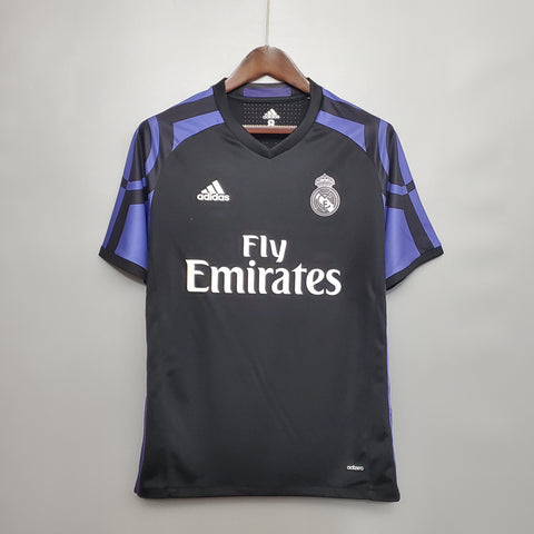 Real Madrid 16/16(Third)