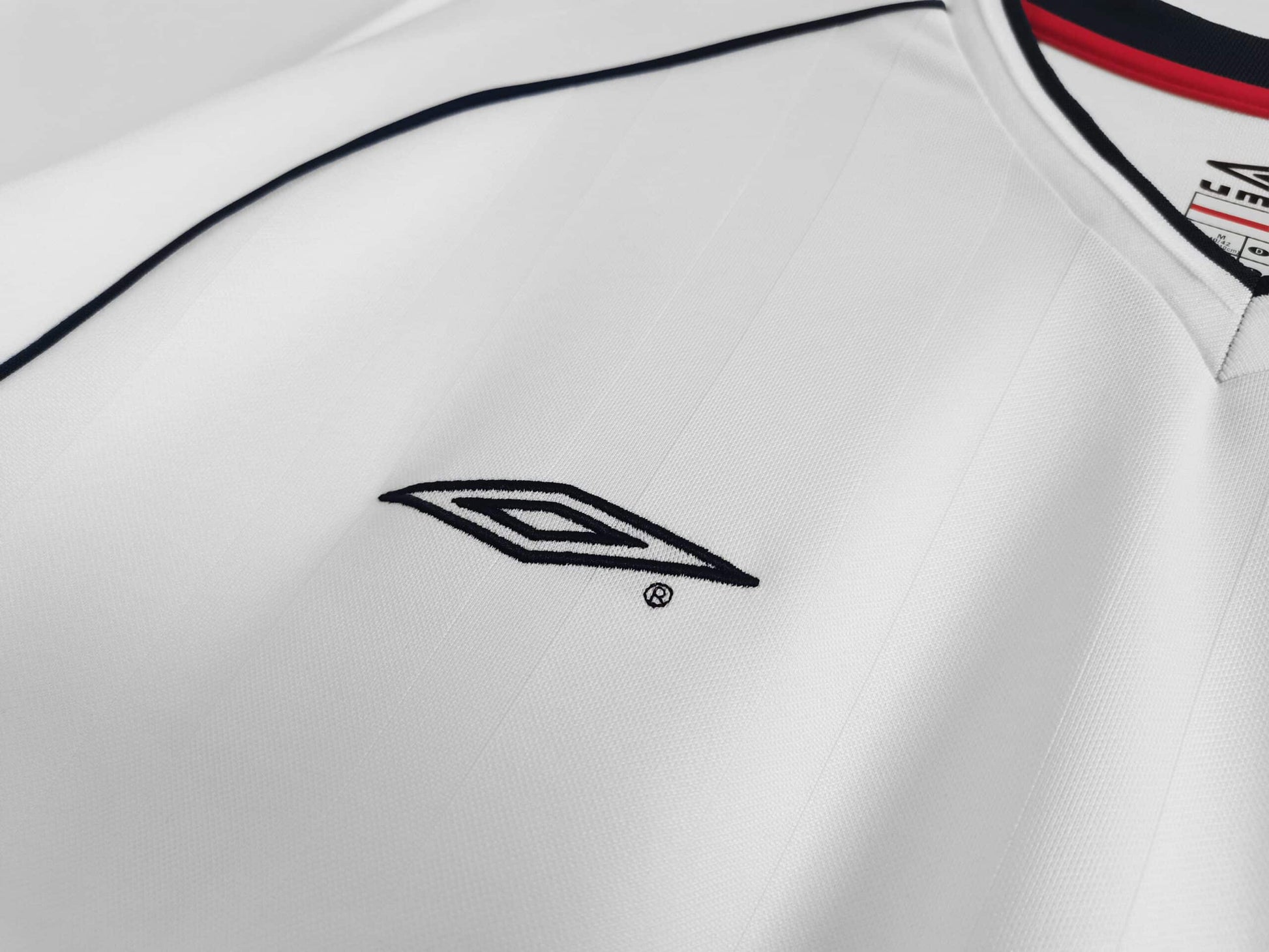 England 2002 Home Kit – Long Sleeves