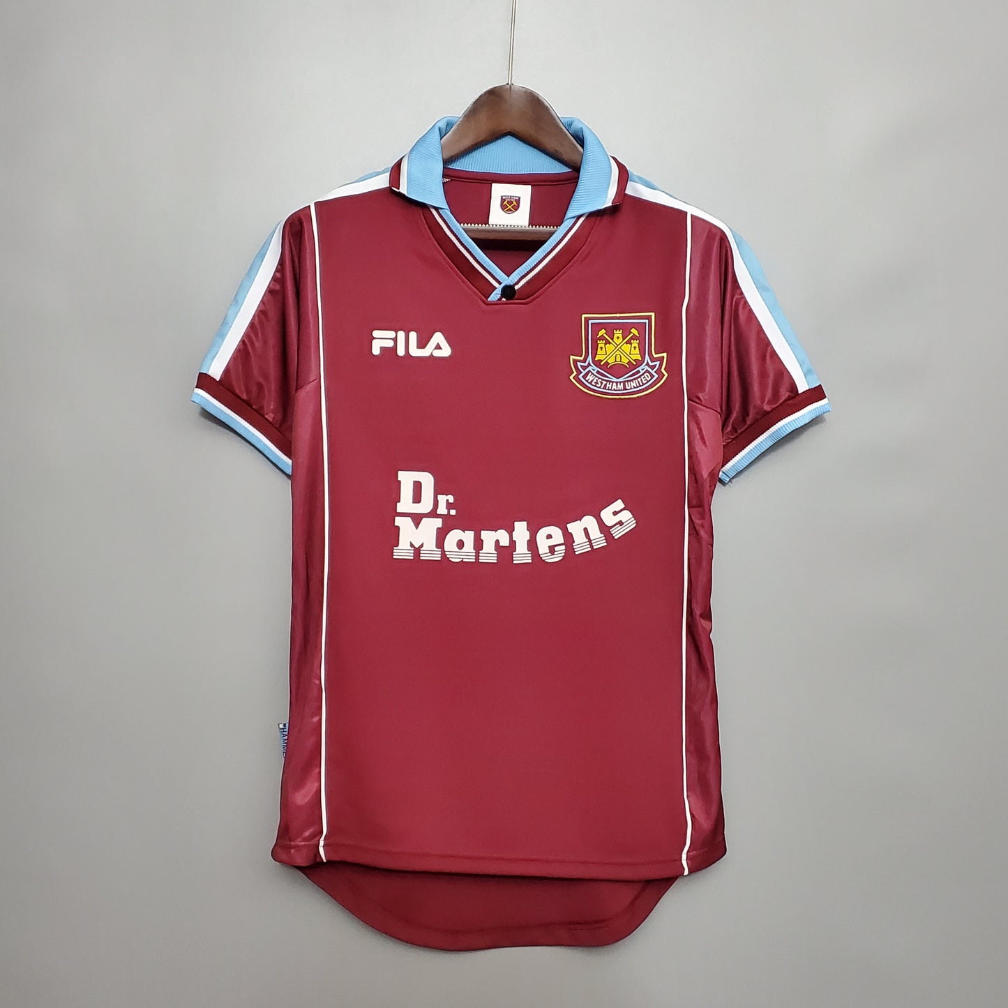 Westham 99/01