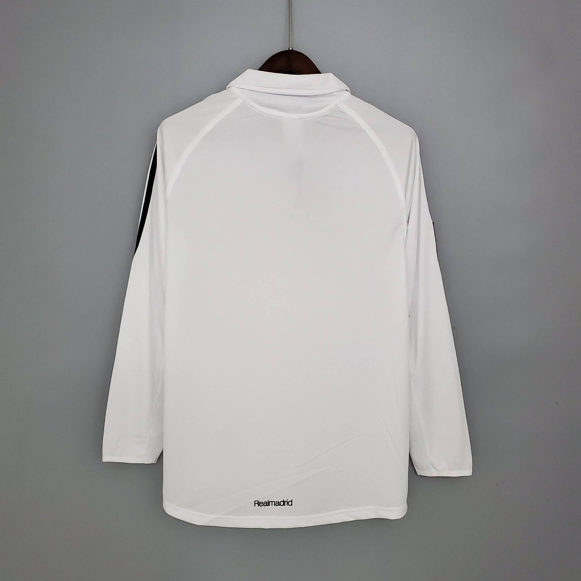 Real Madrid 2005/2006 Home Kit – Long Sleeves
