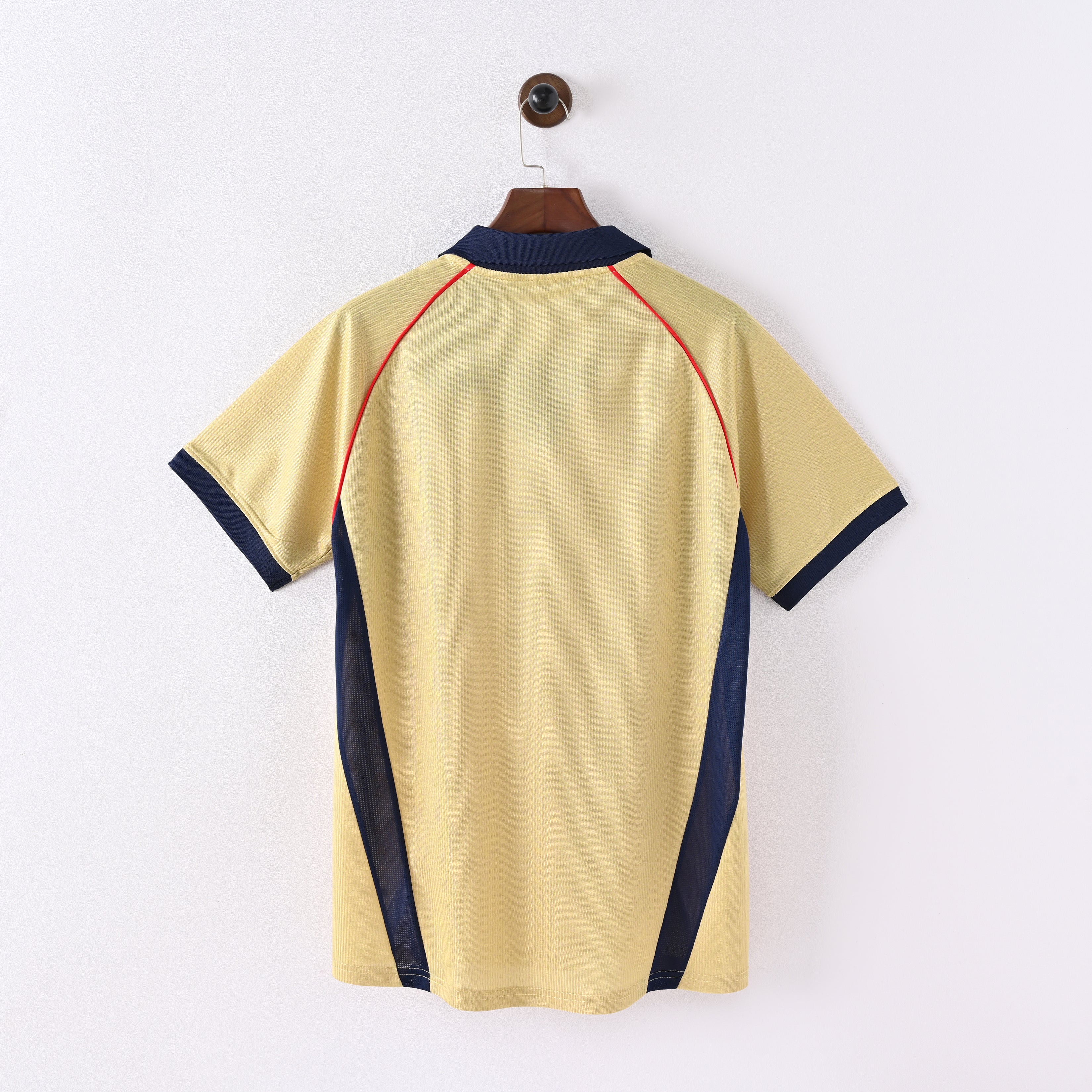 Arsenal 01/02 (Away)
