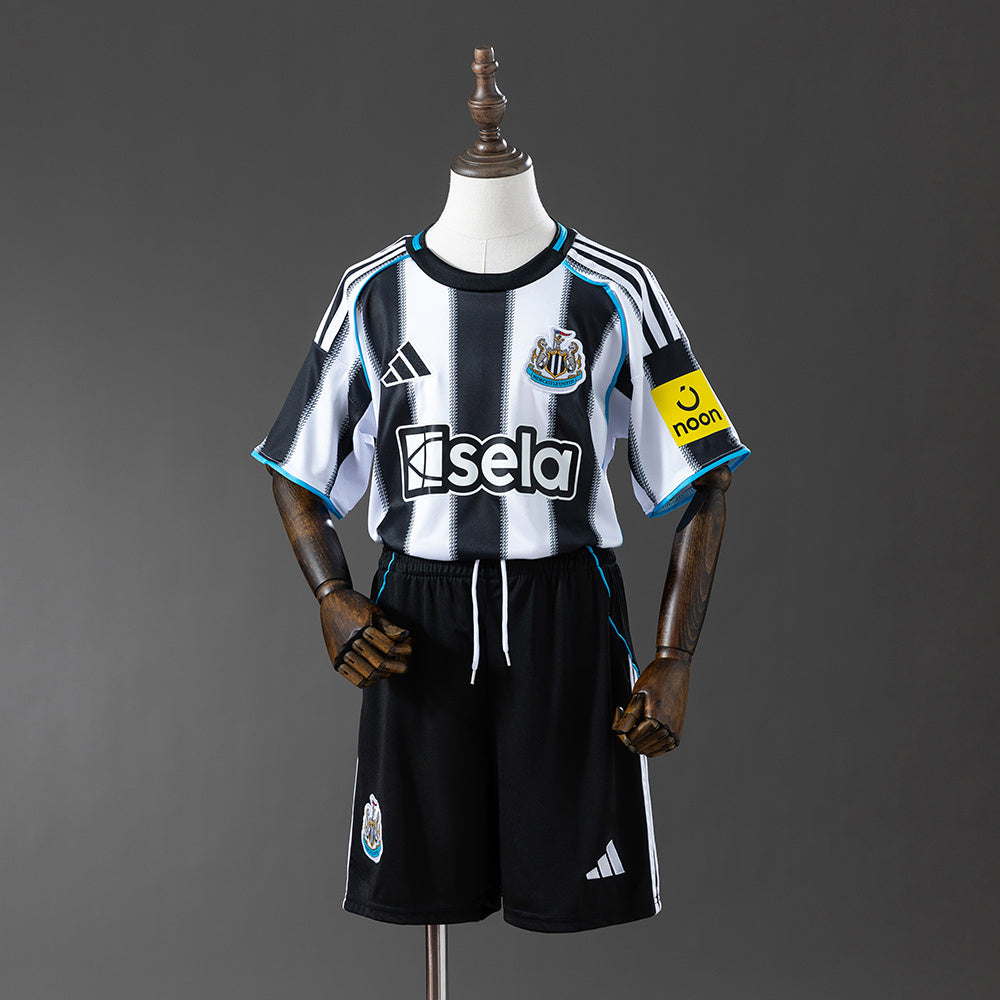 Newcastle United 25/26 Home kids