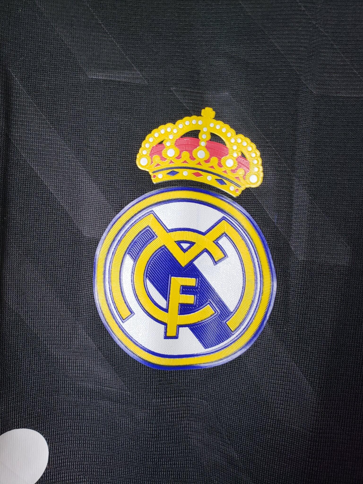 Real Madrid 2011/2012 Away Kit – Long Sleeve