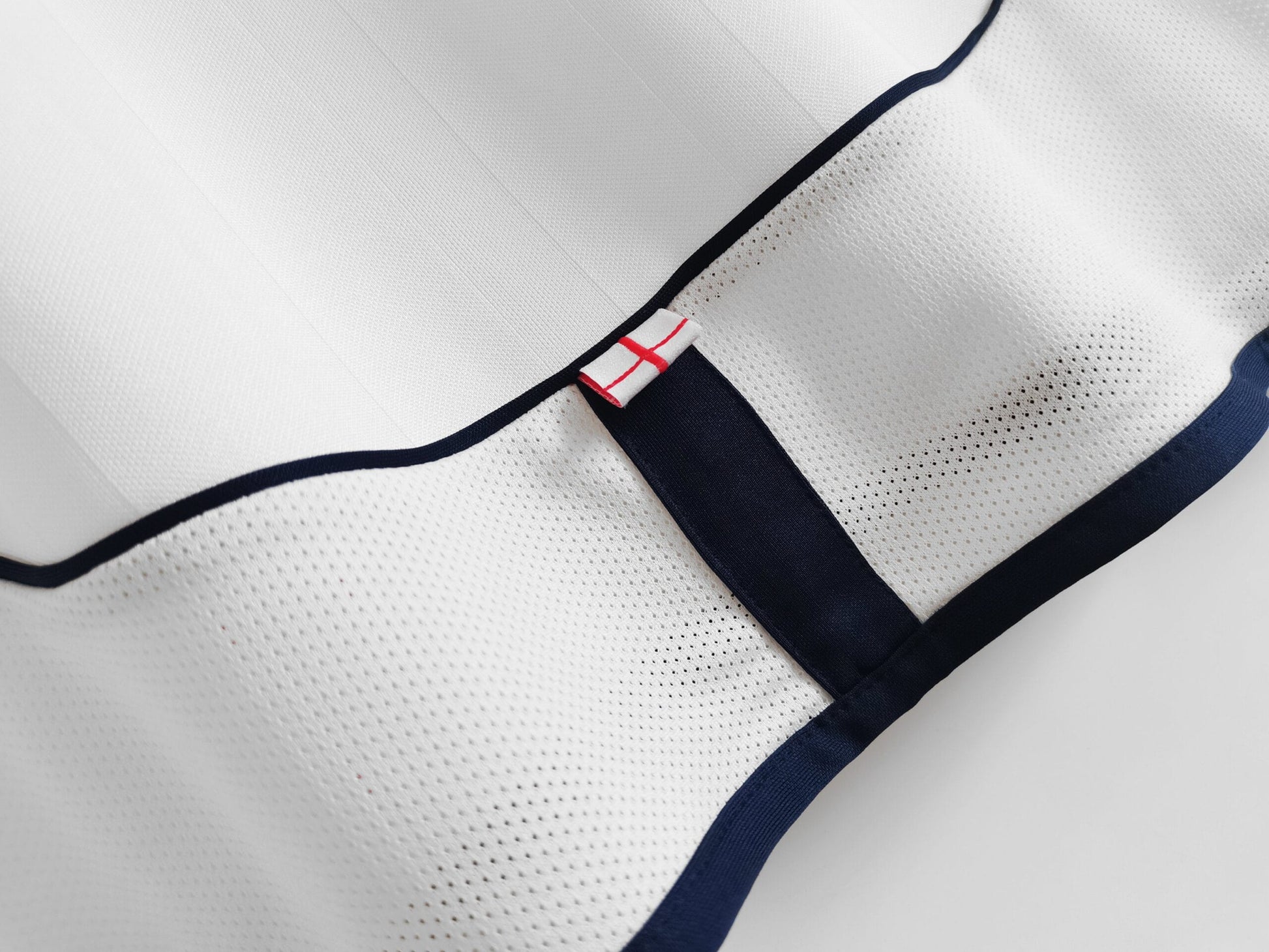 England 2002 Home Kit – Long Sleeves