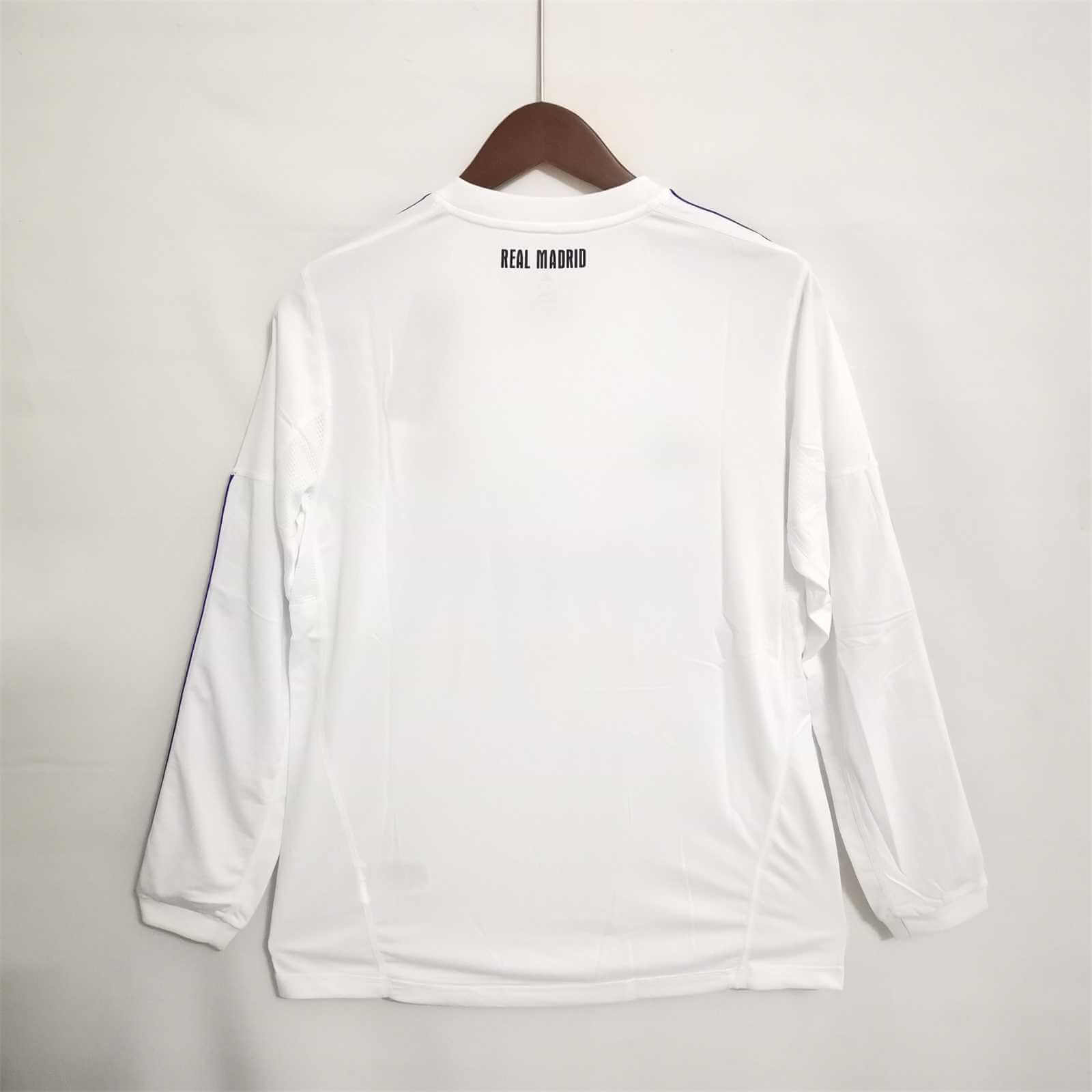 Real Madrid 2010/2011 Home kit – Long Sleeve