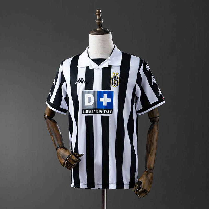 Juventus Home 1999/00