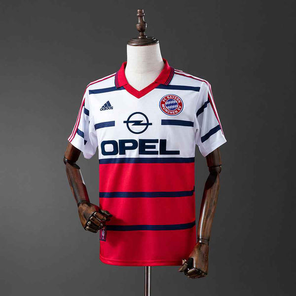 Bayern Munich Away 1999/00